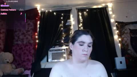 Snapshot of roxanneroulette chatting on 28, 4, 2026 Silver online show from 28, 4, 2026