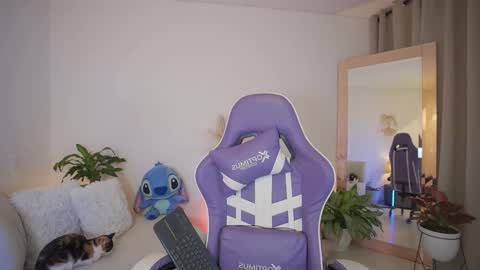  R O X I E  online show from 29, 3, 2026