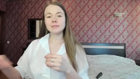 Snapshot of roxxana_xxxx chatting on 5, 2, 2025 roxxana_xxxx online show from 5, 2, 2025