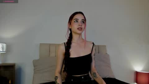 Roxxy online show from 12, 2, 2025