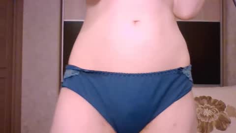 Roxxy Wharton online show from 15, 3, 2026