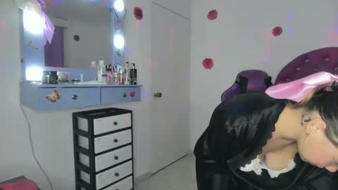 Roxy online show from 3, 2, 2026