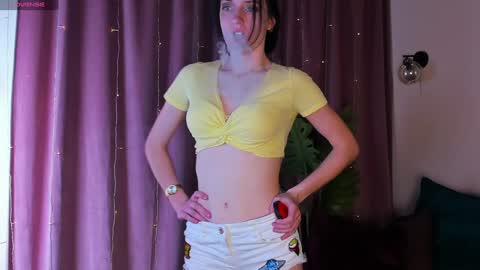 roxy_riot_ online show from 6, 2, 2025