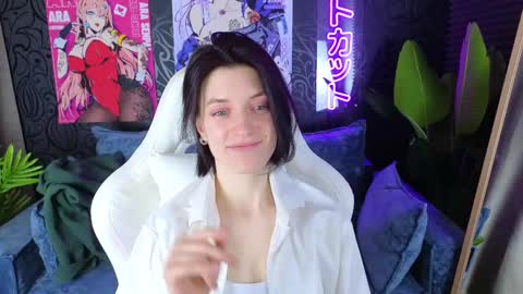 roxy_riot_ online show from 20, 2, 2025