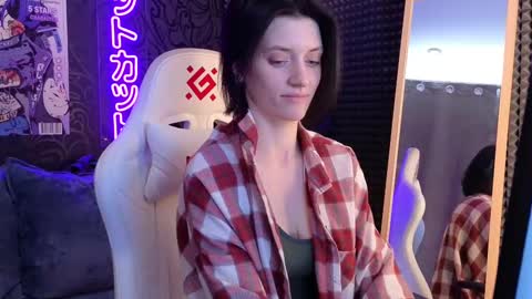 roxy_riot_ online show from 21, 2, 2025