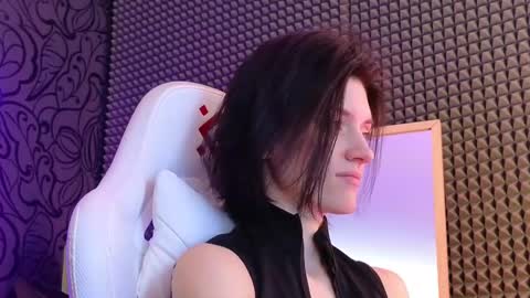 roxy_riot_ online show from 23, 2, 2025