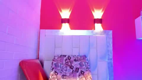 roxy_sexy69 online show from 25, 3, 2026