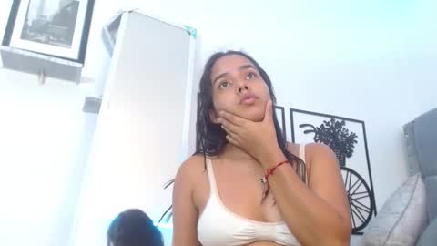 roxy_stone1 online show from 8, 2, 2025