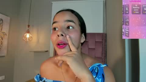 Snapshot of roxy_stone1 chatting on 24, 4, 2026 roxy_stone1 online show from 24, 4, 2026