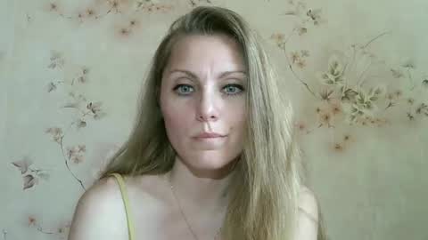 roxyfox18x01 online show from 24, 5, 2026