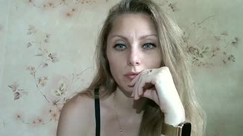 roxyfox18x01 online show from 30, 6, 2026