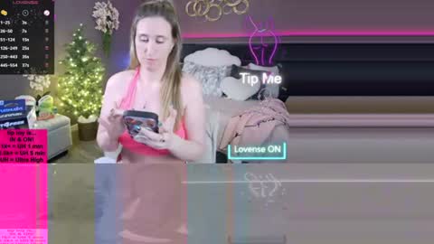 Snapshot of roxyrogerz chatting on 25, 7, 2026 Roxy Rogerz online show from 25, 7, 2026