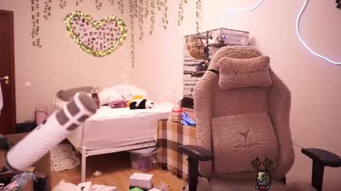 roxysuh online show from 1, 10, 2025