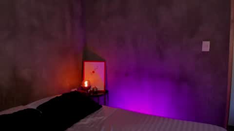 Snapshot of roxyy_x chatting on 24, 7, 2026 val online show from 24, 7, 2026