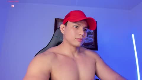 Snapshot of roy__constance chatting on 3, 2, 2026 Roy Constance online show from 3, 2, 2026