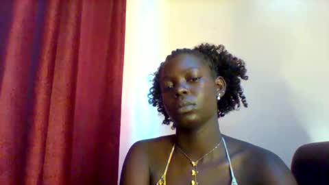 Snapshot of royal_ivy chatting on 13, 9, 2025 Ivy online show from 13, 9, 2025