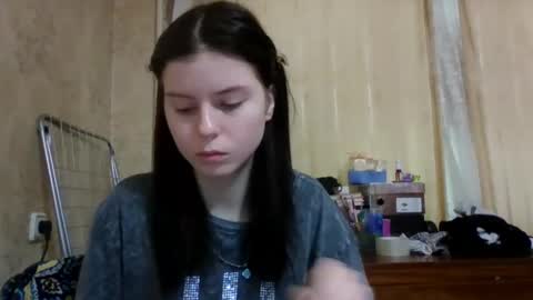 Snapshot of royalvelour chatting on 6, 6, 2026 royalvelour online show from 6, 6, 2026