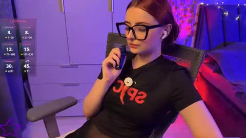 Snapshot of rozierose chatting on 27, 6, 2026 Rose online show from 27, 6, 2026