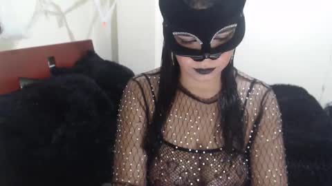 Ruby    Independent model help me reach 50 thumbs up online show from 31, 10, 2025