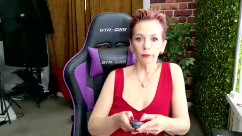 RubyLynne online show from 1, 5, 2026