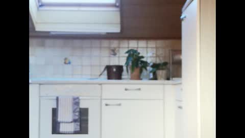 Snapshot of rudi_rudi_rudi_rudi chatting on 14, 10, 2025 rudi_rudi_rudi_rudi online show from 14, 10, 2025