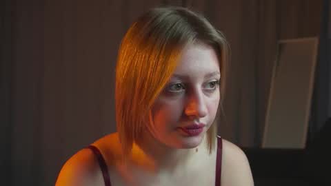 Mila online show from 28, 11, 2025