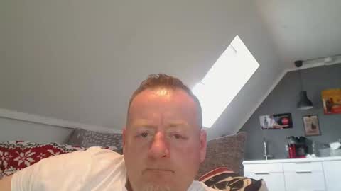Snapshot of runepetter chatting on 5, 4, 2026 bignorwegian online show from 5, 4, 2026