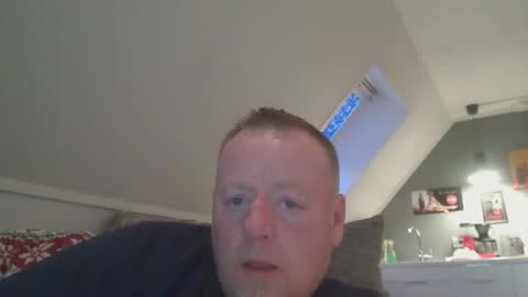 Snapshot of runepetter chatting on 8, 4, 2026 bignorwegian online show from 8, 4, 2026