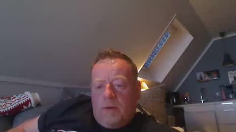 Snapshot of runepetter chatting on 16, 5, 2026 bignorwegian online show from 16, 5, 2026