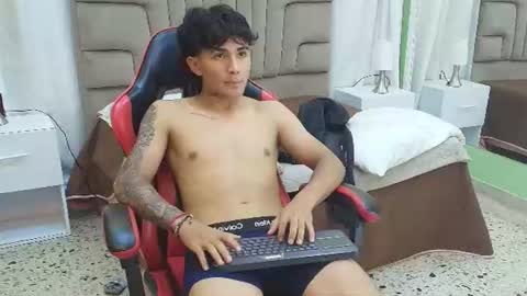 Snapshot of ruslan_marcel chatting on 6, 7, 2026 Ruslan Marcel online show from 6, 7, 2026