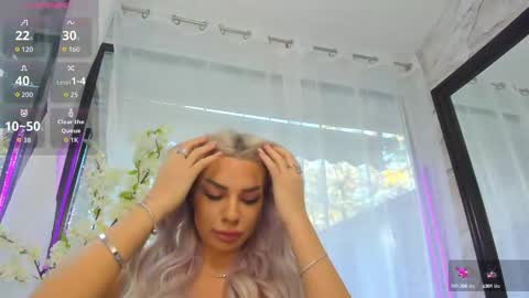 Ava online show from 24, 9, 2025