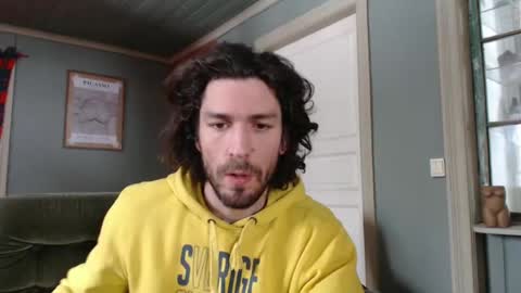 Snapshot of rusticrogue chatting on 12, 3, 2025 RusticRogue online show from 12, 3, 2025