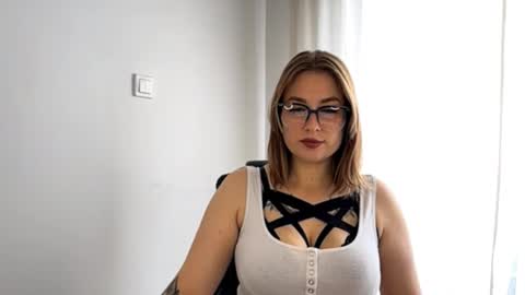 Snapshot of ruthless_111 chatting on 17, 9, 2025 Nika online show from 17, 9, 2025