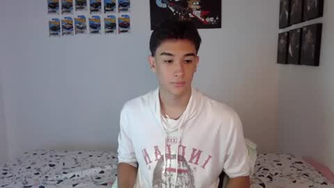 Snapshot of ryan_valentine17 chatting on 5, 7, 2026 ryan online show from 5, 7, 2026
