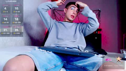 Ryannhill  online show from 23, 12, 2024