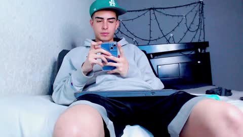 Ryannhill  online show from 21, 1, 2025