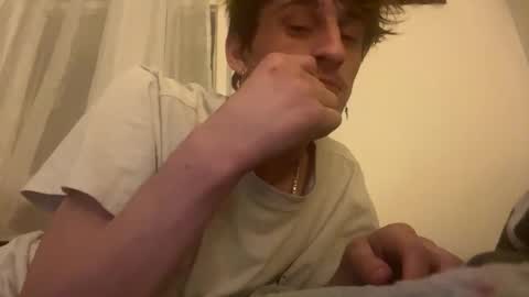 Snapshot of ryannisryyan chatting on 16, 9, 2025 But Ryan Please online show from 16, 9, 2025
