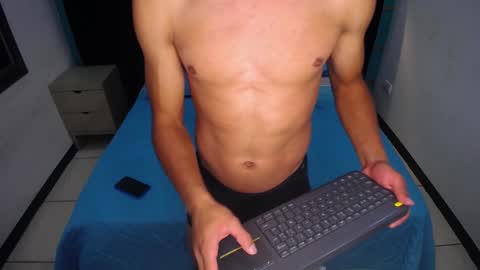 RyanPricee online show from 7, 1, 2025