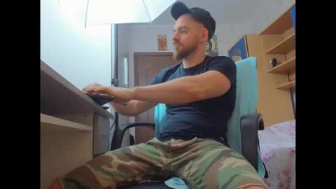 Ryanstone  online show from 5, 11, 2025