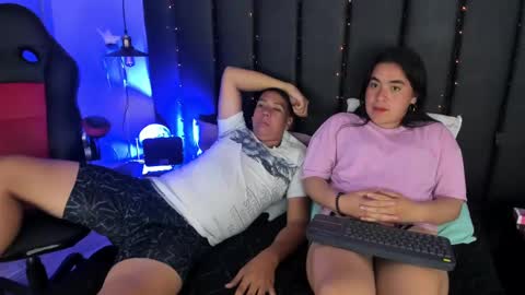Ryder and Violet online show from 15, 1, 2025