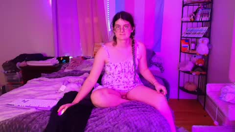 Ryn Michele online show from 11, 5, 2026