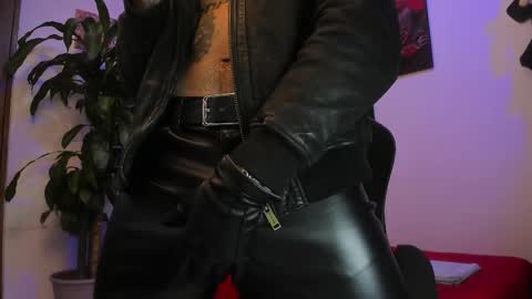 leopmonk help me reach 100 thumbs up online show from 30, 9, 2025