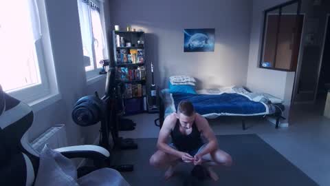 Snapshot of ryukukamifr chatting on 2, 2, 2026 Ryuk FR online show from 2, 2, 2026