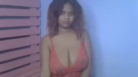 Snapshot of rywanna chatting on 28, 5, 2026 rywanna online show from 28, 5, 2026