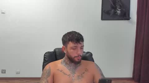 Snapshot of s1nmaster chatting on 1, 10, 2025 s1nmaster online show from 1, 10, 2025