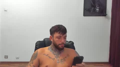 Snapshot of s1nmaster chatting on 2, 10, 2025 s1nmaster online show from 2, 10, 2025