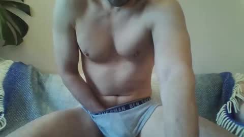 Snapshot of s43_ chatting on 8, 1, 2025 s43_ online show from 8, 1, 2025