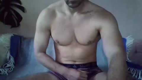 Snapshot of s43_ chatting on 29, 1, 2025 s43_ online show from 29, 1, 2025