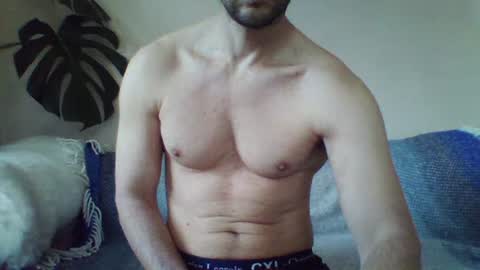 Snapshot of s43_ chatting on 12, 3, 2025 s43_ online show from 12, 3, 2025