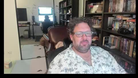 Snapshot of saacs chatting on 8, 2, 2025 Saacs online show from 8, 2, 2025